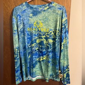 Real tree, fishing shirt, long sleeve, men’s size large